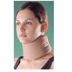 COLLARE CERVICALE OPPO A DENSITA' COMPATTA MISURA MEDIA SUPPORTA LA COLONNA CERVICALE IN POSIZIONE NEUTRALE O ANATOMICA E PROVVEDE AD IMMOBILIZZARLA CHIUSURA IN VELCRO - doctorpill.it