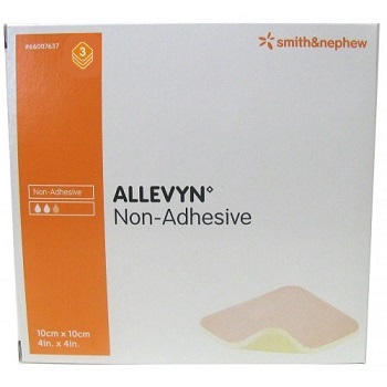MEDICAZIONE IDROCELLULARE STERILE ALTAMENTE ASSORBENTE NON ADESIVA IN SCHIUMA DI POLIURETANO 10X10CM 3 PEZZI - doctorpill.it